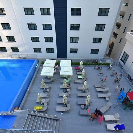Brand New ! Seaside Apt With Poolview & Parking بودفا المظهر الخارجي الصورة